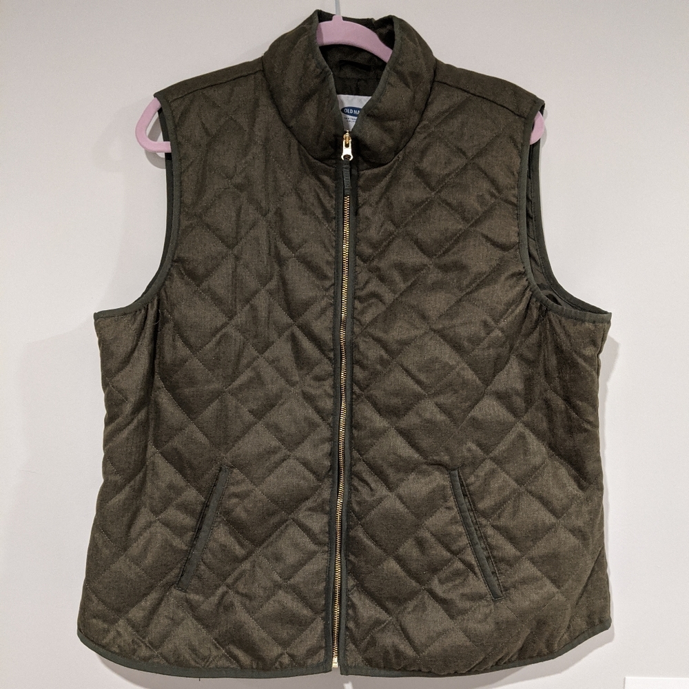 Old Navy Quilted Green Vest Size XL
